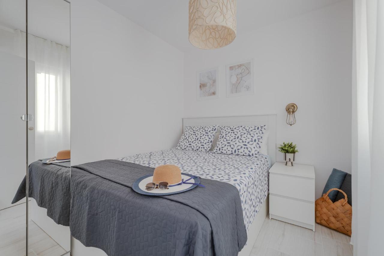 Stay In Torrevieja Cozy City & Sea Esterno foto